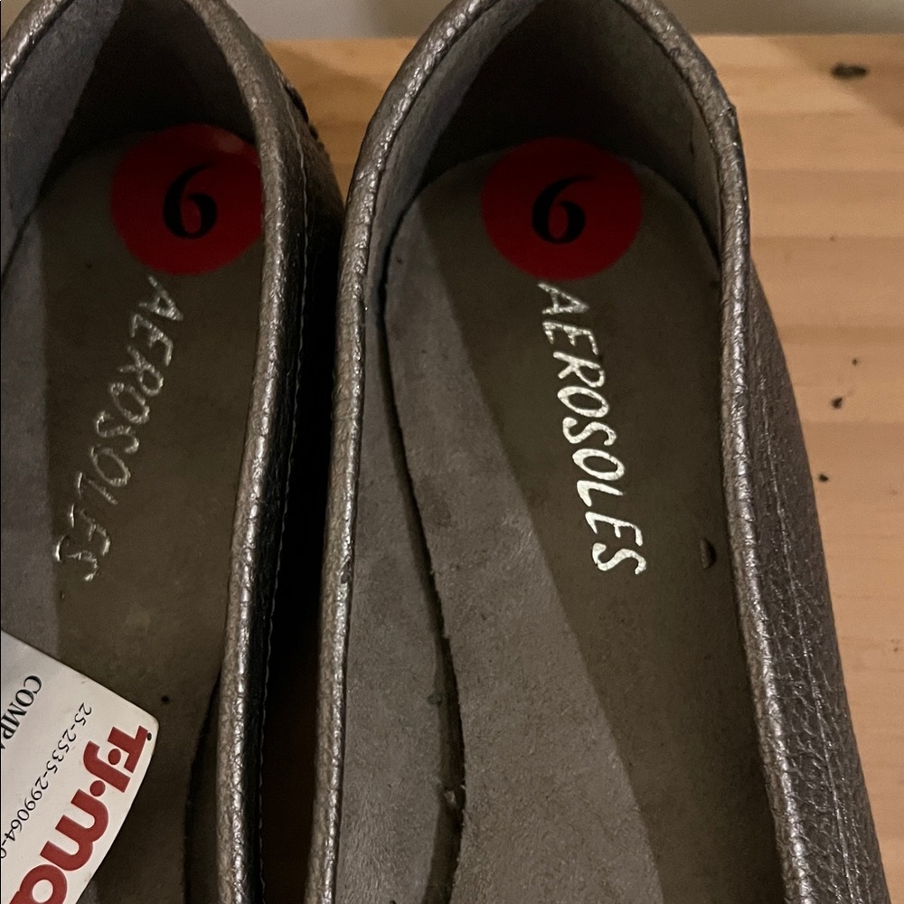 AEROSOLES Women's Metallic Loafers - Picture 3 of 5